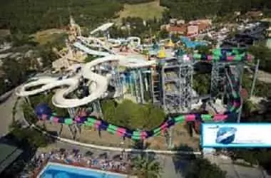 هتل آکوآ فانتاسی کوش آداسی